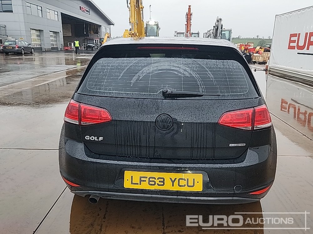 Volkswagen Golf - Voiture: photos 4 Volkswagen Golf - Voiture: photos 4