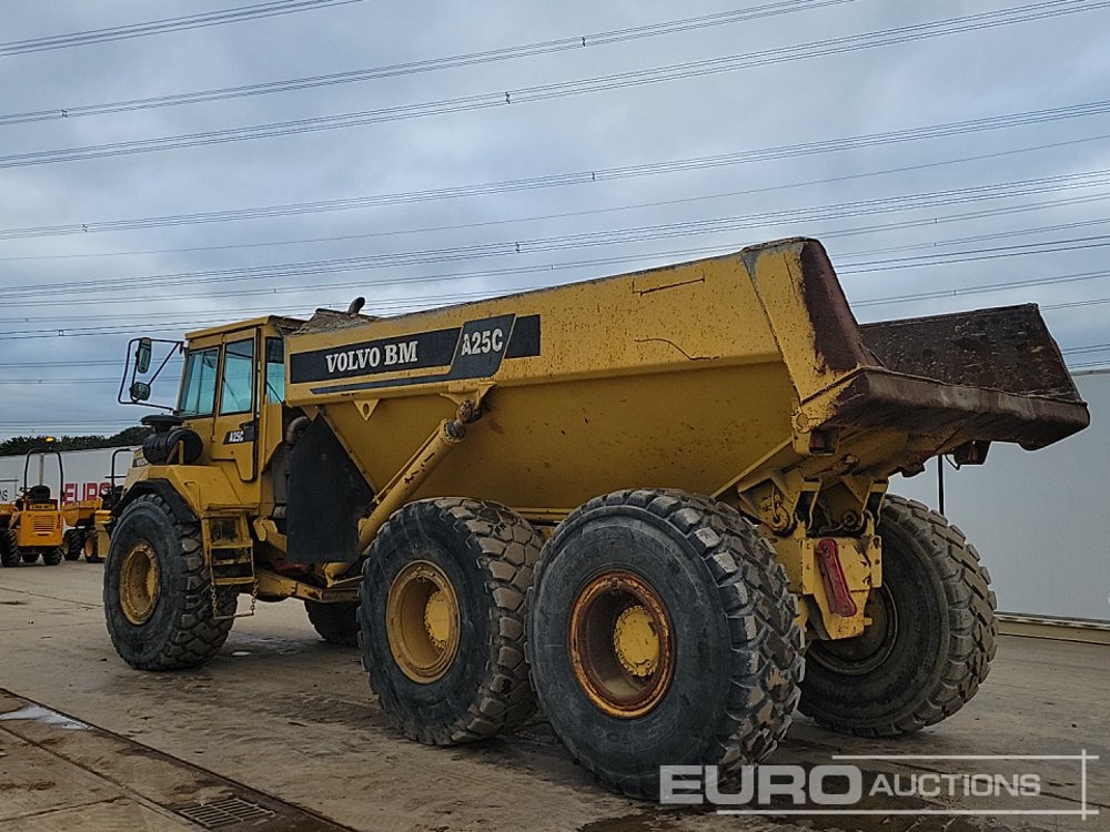 Volvo A25C - Tombereau articulé: photos 3 Volvo A25C - Tombereau articulé: photos 3