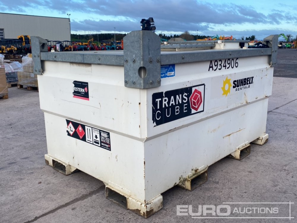 Western 2980 LitreStatic Bunded Fuel Bowser - Cuve de stockage: photos 1 Western 2980 LitreStatic Bunded Fuel Bowser - Cuve de stockage: photos 1