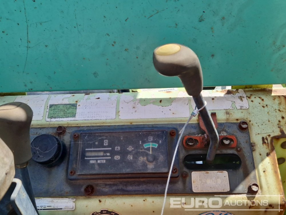 Tombereau sur chenilles Yanmar C30R-2: photos 29