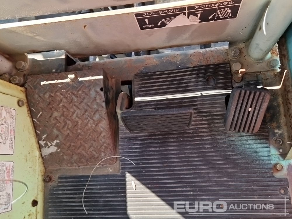 Tombereau sur chenilles Yanmar C30R-2: photos 28