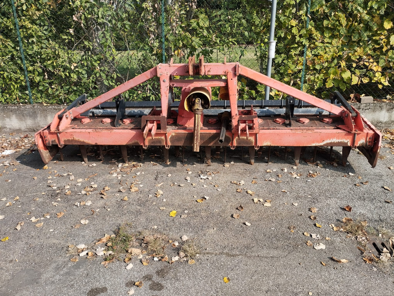 Maschio erpice rotante usato Dominator 3,5m - Rotavator: photos 5 Maschio erpice rotante usato Dominator 3,5m - Rotavator: photos 5