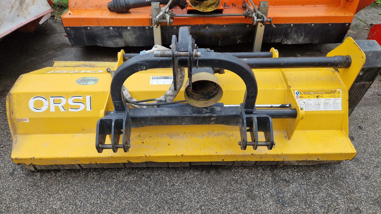 Orsi Trincia erba legna usata Dynamic Hardox 2250 - Broyeur à axe horizontal: photos 3 Orsi Trincia erba legna usata Dynamic Hardox 2250 - Broyeur à axe horizontal: photos 3