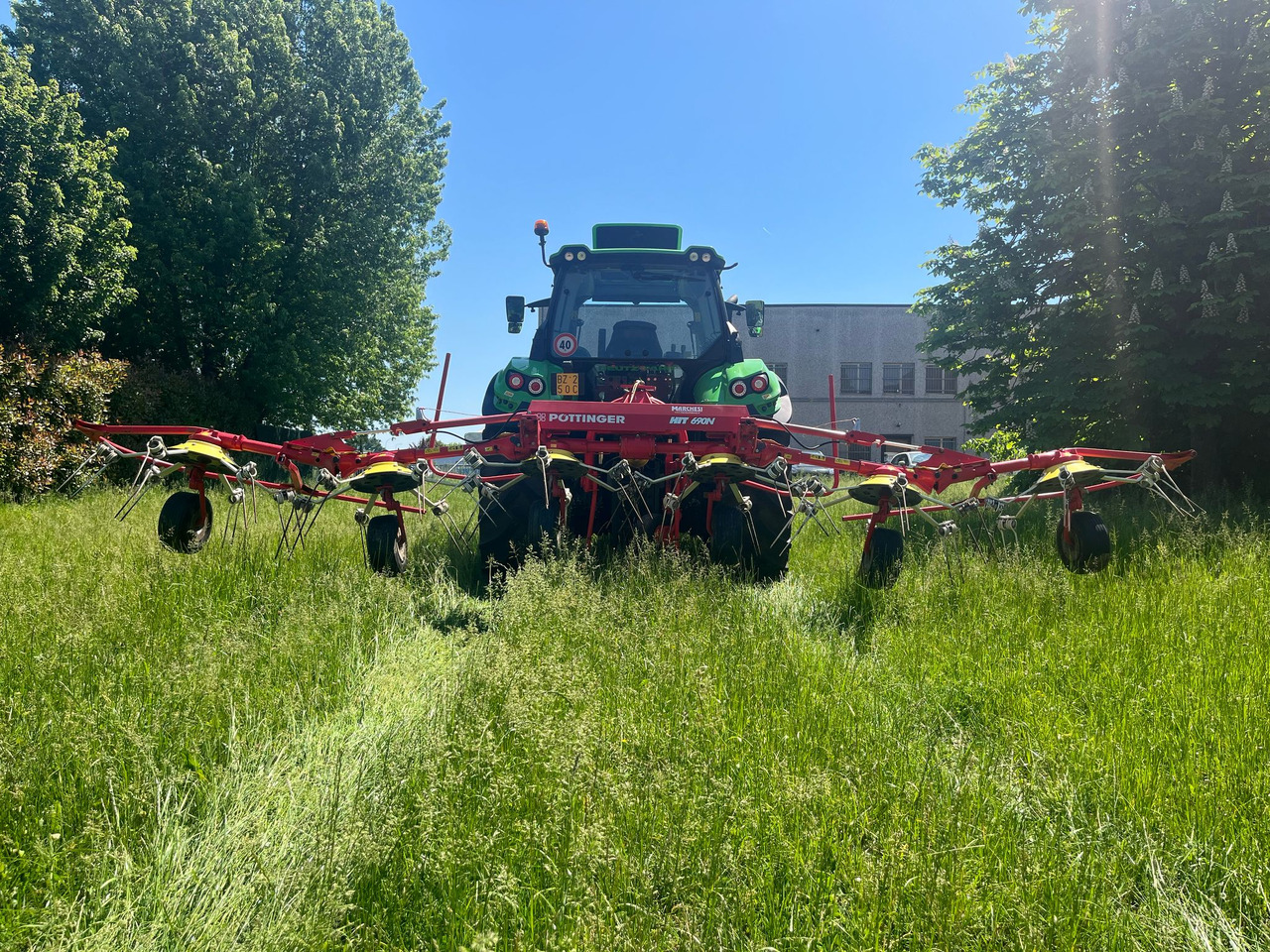 Voltafieno usato Pottinger Hit 690 N - Faneuse: photos 2 Voltafieno usato Pottinger Hit 690 N - Faneuse: photos 2
