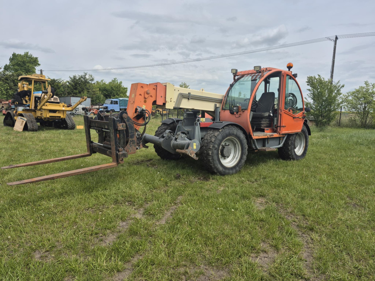 JLG 4013 - Chargeuse sur pneus télescopique: photos 3 JLG 4013 - Chargeuse sur pneus télescopique: photos 3