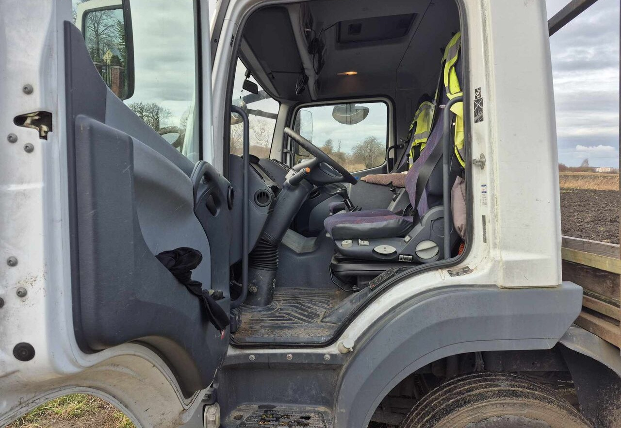 Mercedes-Benz Atego 1228 - Camion plateau: photos 4 Mercedes-Benz Atego 1228 - Camion plateau: photos 4