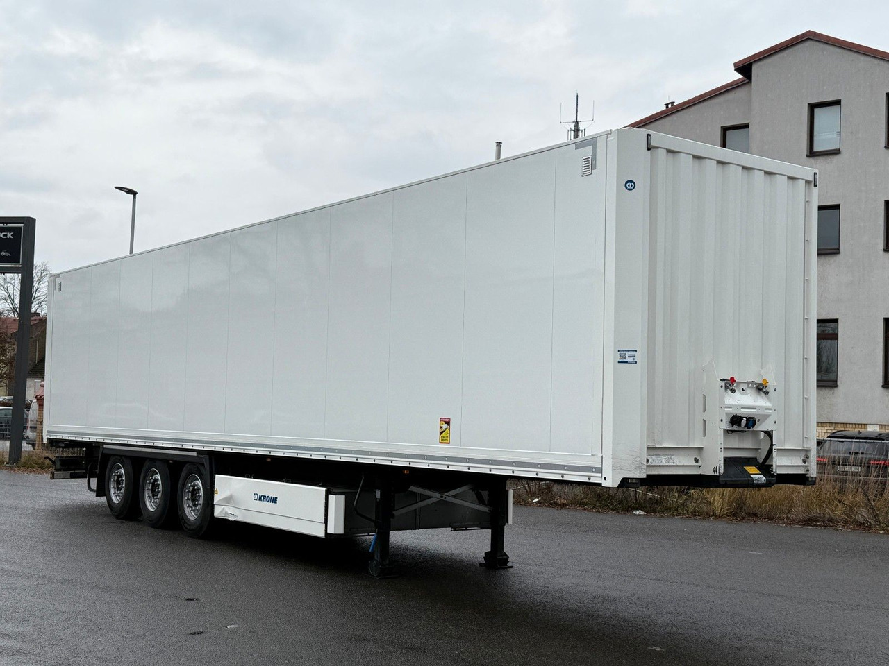 Krone SD/KOFFER/LIFTACHSE - Semi-remorque fourgon: photos 2 Krone SD/KOFFER/LIFTACHSE - Semi-remorque fourgon: photos 2