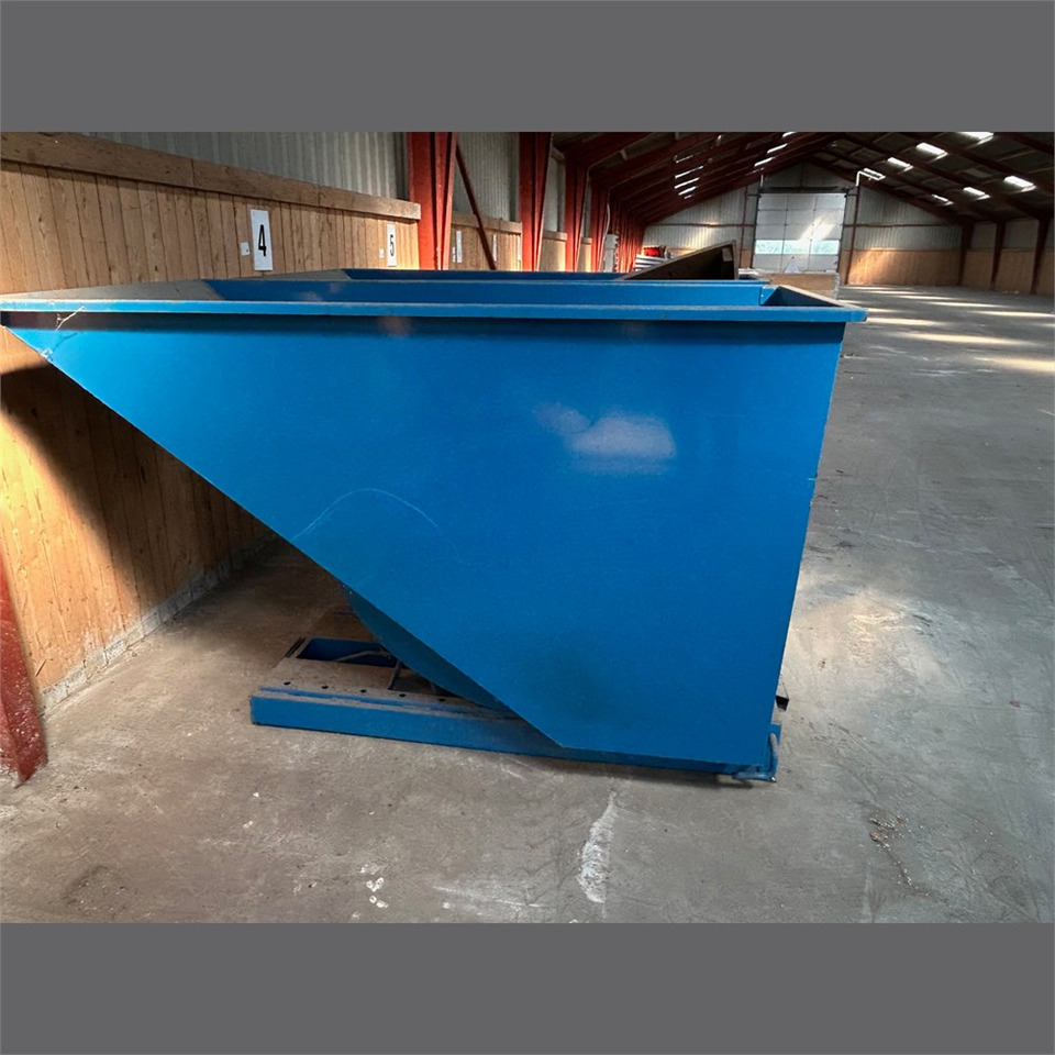 ABC Tip 600 - Benne basculante: photos 1 ABC Tip 600 - Benne basculante: photos 1