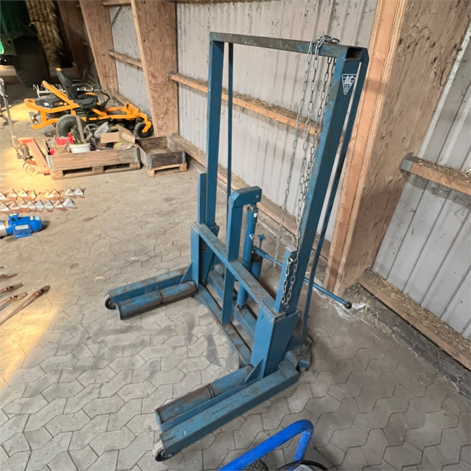 AC Hydraulic WT 1000 - Machine-outil: photos 2 AC Hydraulic WT 1000 - Machine-outil: photos 2