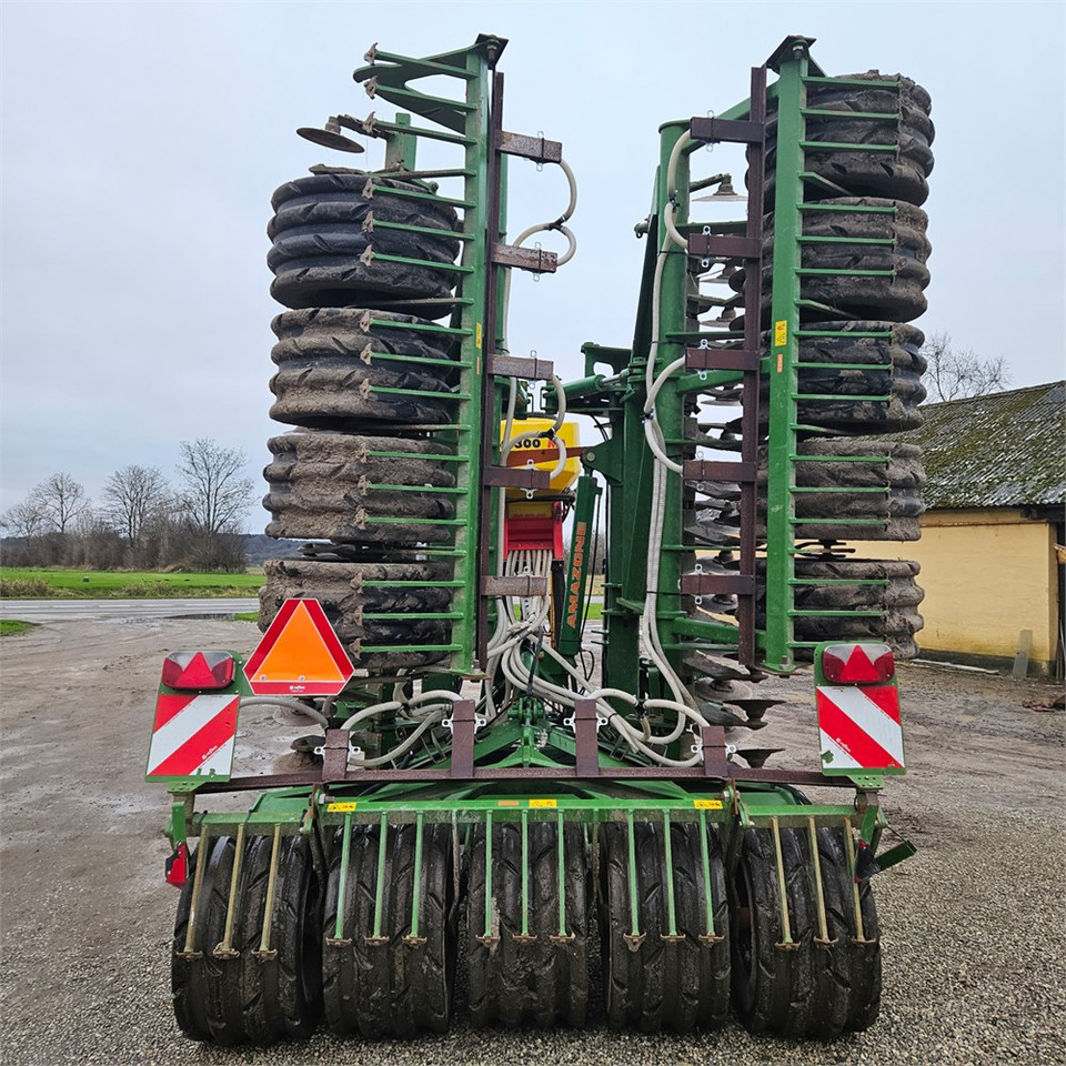 Amazone Catros PLUS 7501-T - Cover crop: photos 3 Amazone Catros PLUS 7501-T - Cover crop: photos 3