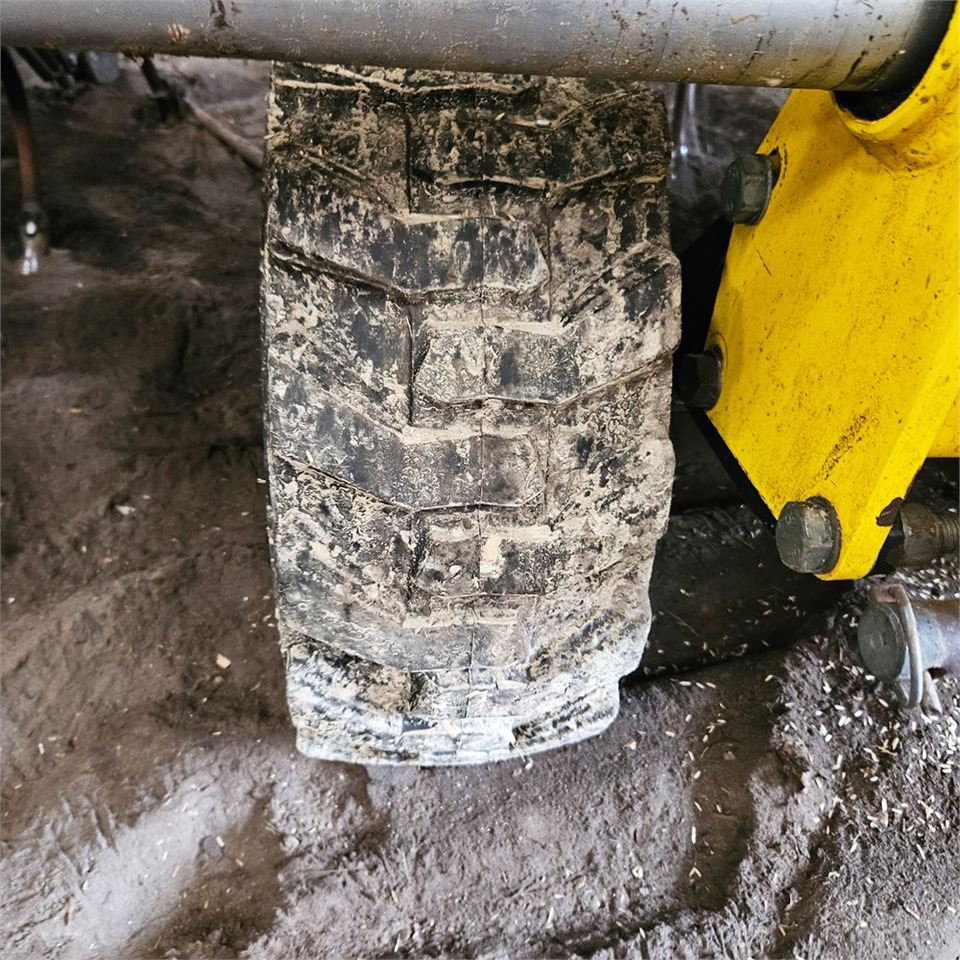 Crédit-bail de Bednar RN 9600 12 rk Bednar RN 9600 12 rk: photos 20 Crédit-bail de Bednar RN 9600 12 rk Bednar RN 9600 12 rk: photos 20