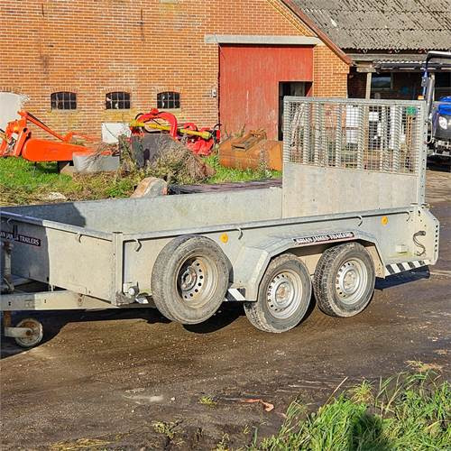 Brian James A Type - Remorque voiture: photos 1 Brian James A Type - Remorque voiture: photos 1