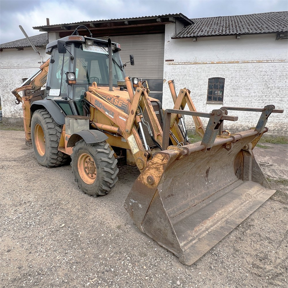 Case 580 Super LE Turbo - Tractopelle: photos 2 Case 580 Super LE Turbo - Tractopelle: photos 2