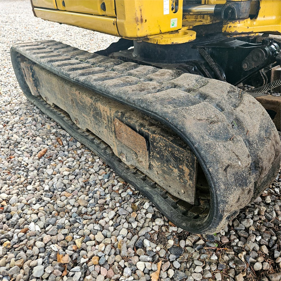 Crédit-bail de Caterpillar 301.8 Caterpillar 301.8: photos 41 Crédit-bail de Caterpillar 301.8 Caterpillar 301.8: photos 41