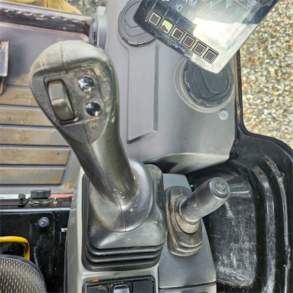 Crédit-bail de Caterpillar 301.8 Caterpillar 301.8: photos 11 Crédit-bail de Caterpillar 301.8 Caterpillar 301.8: photos 11