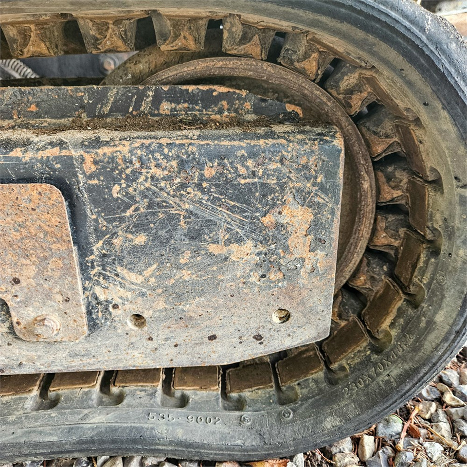 Crédit-bail de Caterpillar 301.8 Caterpillar 301.8: photos 42 Crédit-bail de Caterpillar 301.8 Caterpillar 301.8: photos 42