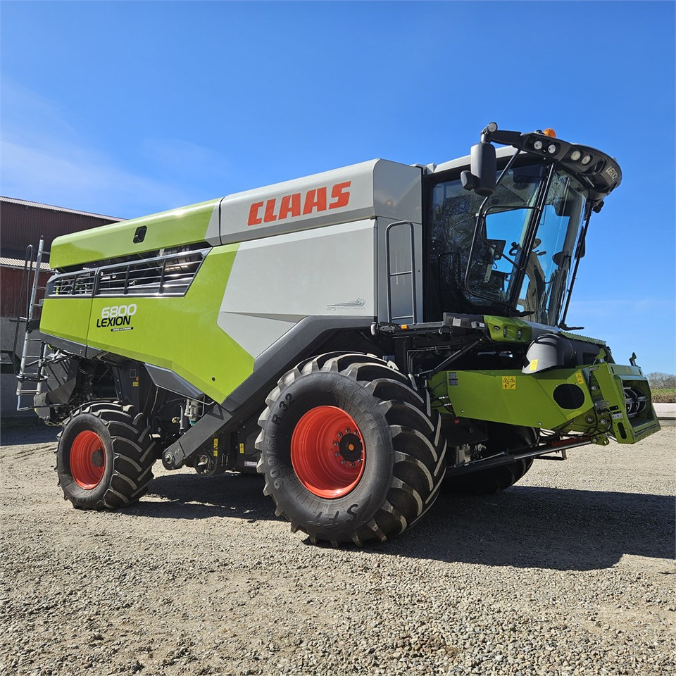 Claas 6800 Lexion Cemos Automatic - Matériel de récolte: photos 1 Claas 6800 Lexion Cemos Automatic - Matériel de récolte: photos 1