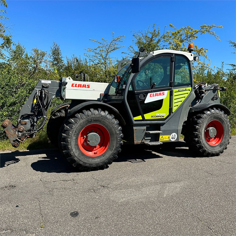Claas 9055 Scorpion VP+ Agro - Chariot télescopique: photos 1 Claas 9055 Scorpion VP+ Agro - Chariot télescopique: photos 1