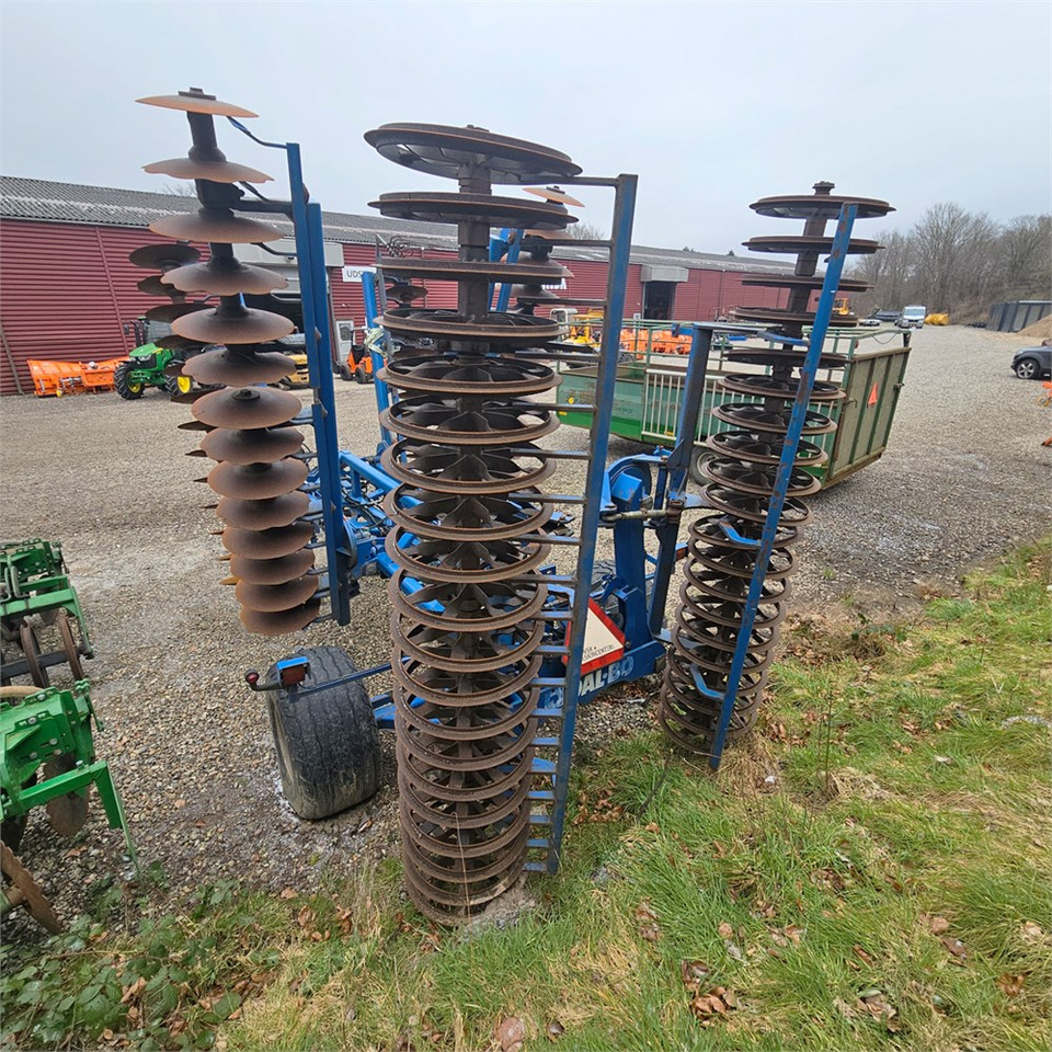 Dalbo AXR-H 600 - Cover crop: photos 3 Dalbo AXR-H 600 - Cover crop: photos 3