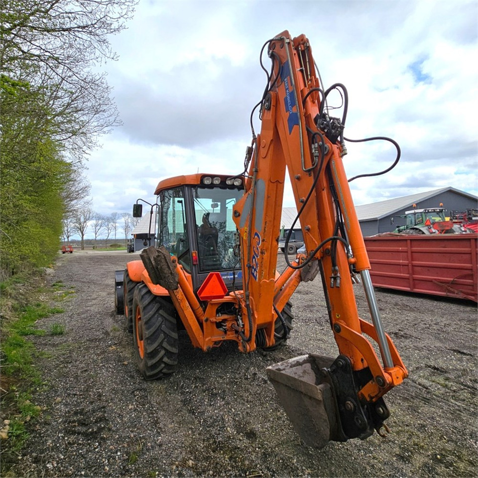 Fiat-Kobelco B200 4PS - Tractopelle: photos 5 Fiat-Kobelco B200 4PS - Tractopelle: photos 5