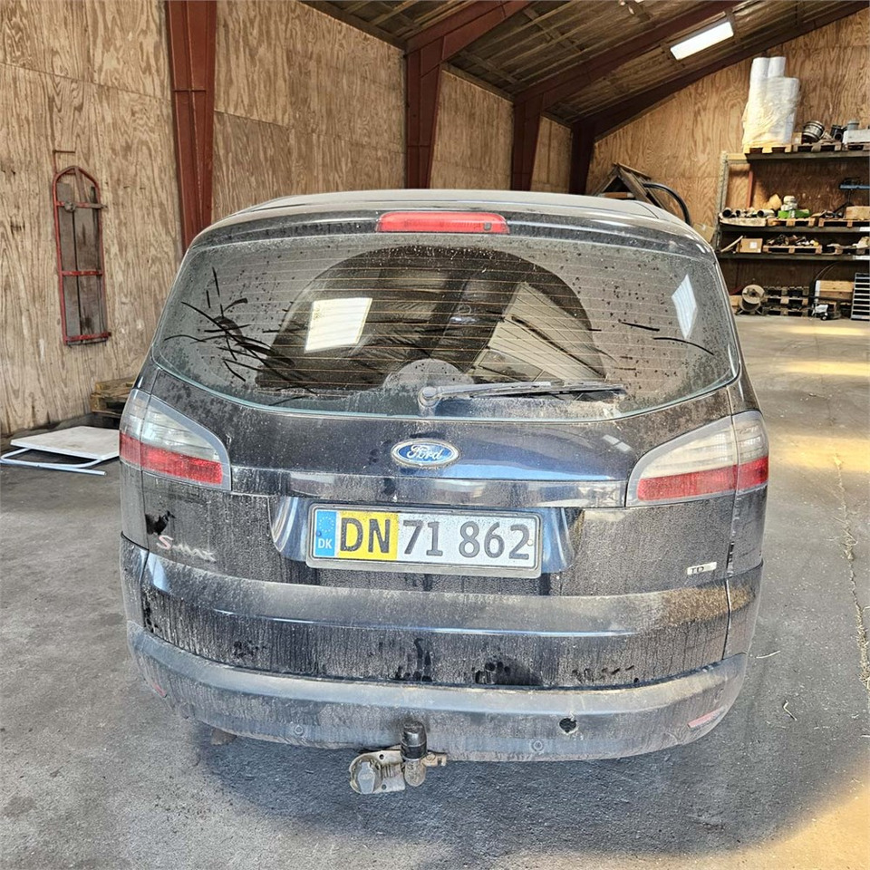 Ford S-Max - SUV: photos 3 Ford S-Max - SUV: photos 3