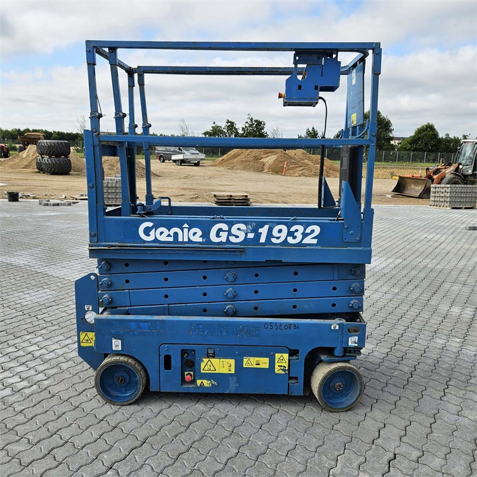 Genie GS-1932 - Nacelle ciseaux: photos 3 Genie GS-1932 - Nacelle ciseaux: photos 3