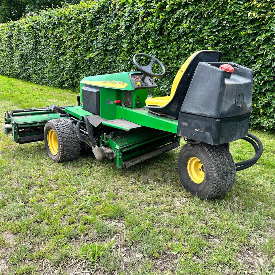 John Deere 2653A - Motofaucheuse: photos 4 John Deere 2653A - Motofaucheuse: photos 4