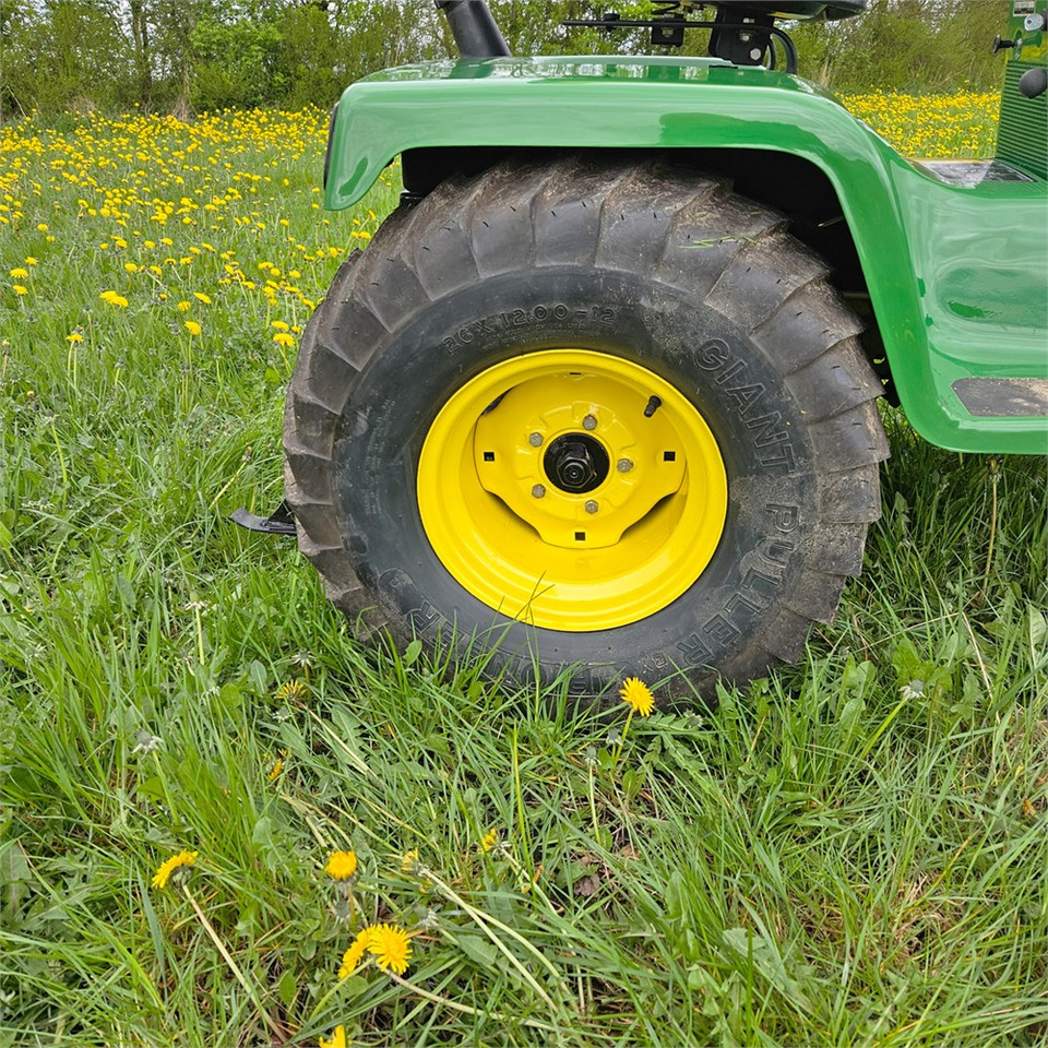 Tracteur communal John Deere 318: photos 16