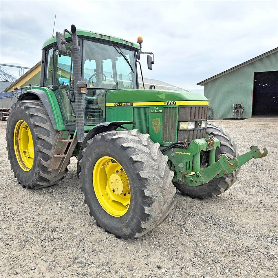 John Deere 6910 - Tracteur agricole: photos 5 John Deere 6910 - Tracteur agricole: photos 5