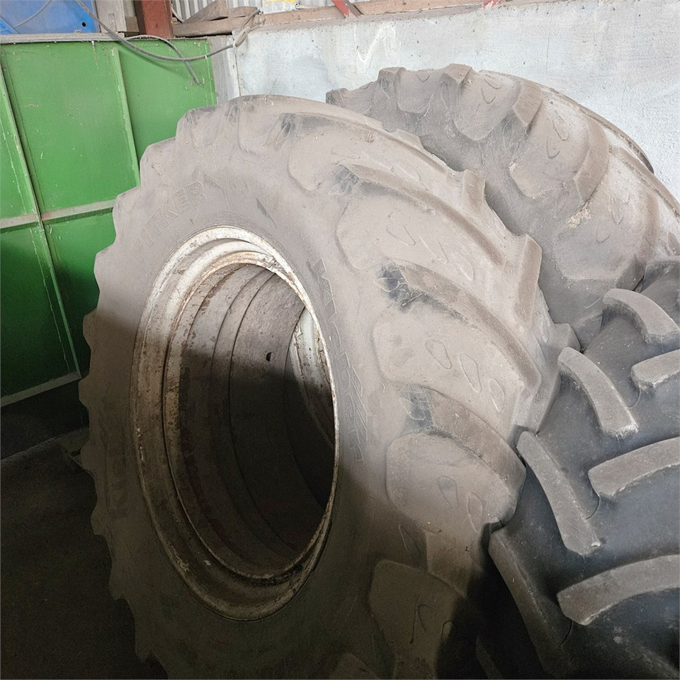Kleber 520/70 R38 - Tracteur agricole: photos 3 Kleber 520/70 R38 - Tracteur agricole: photos 3