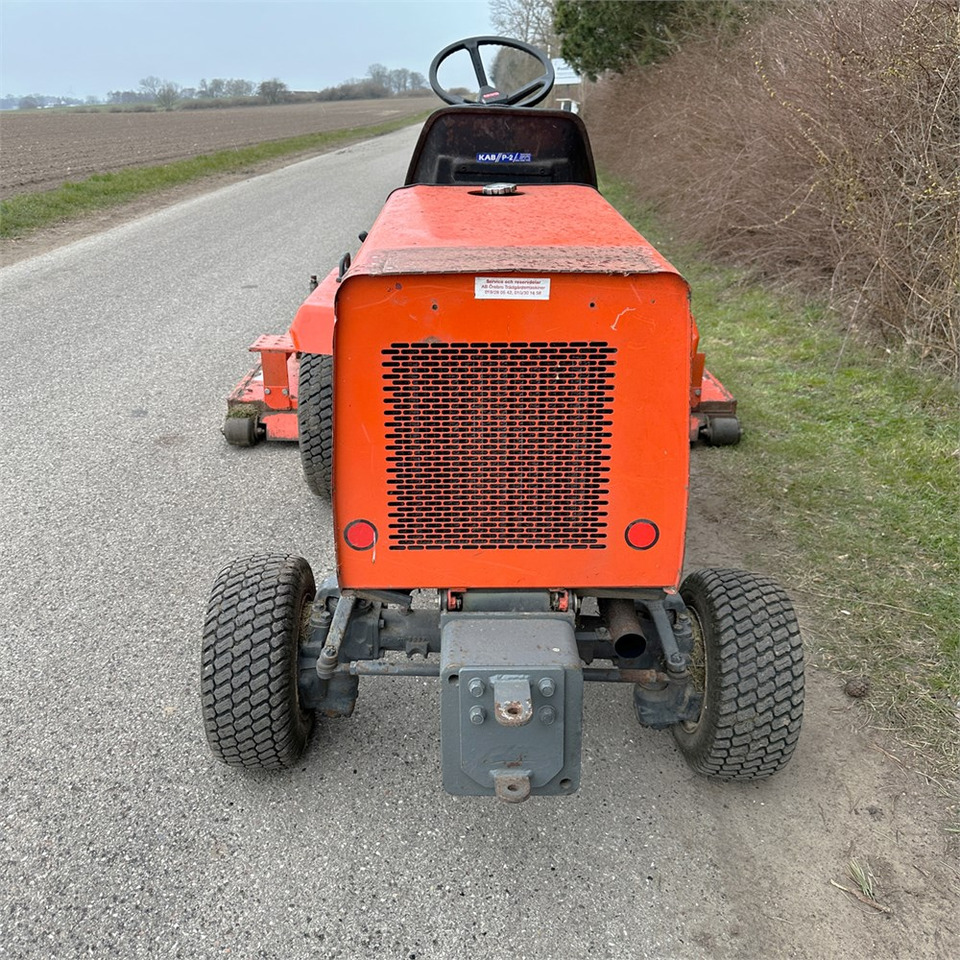 Kubota F2100 - Motofaucheuse: photos 4 Kubota F2100 - Motofaucheuse: photos 4