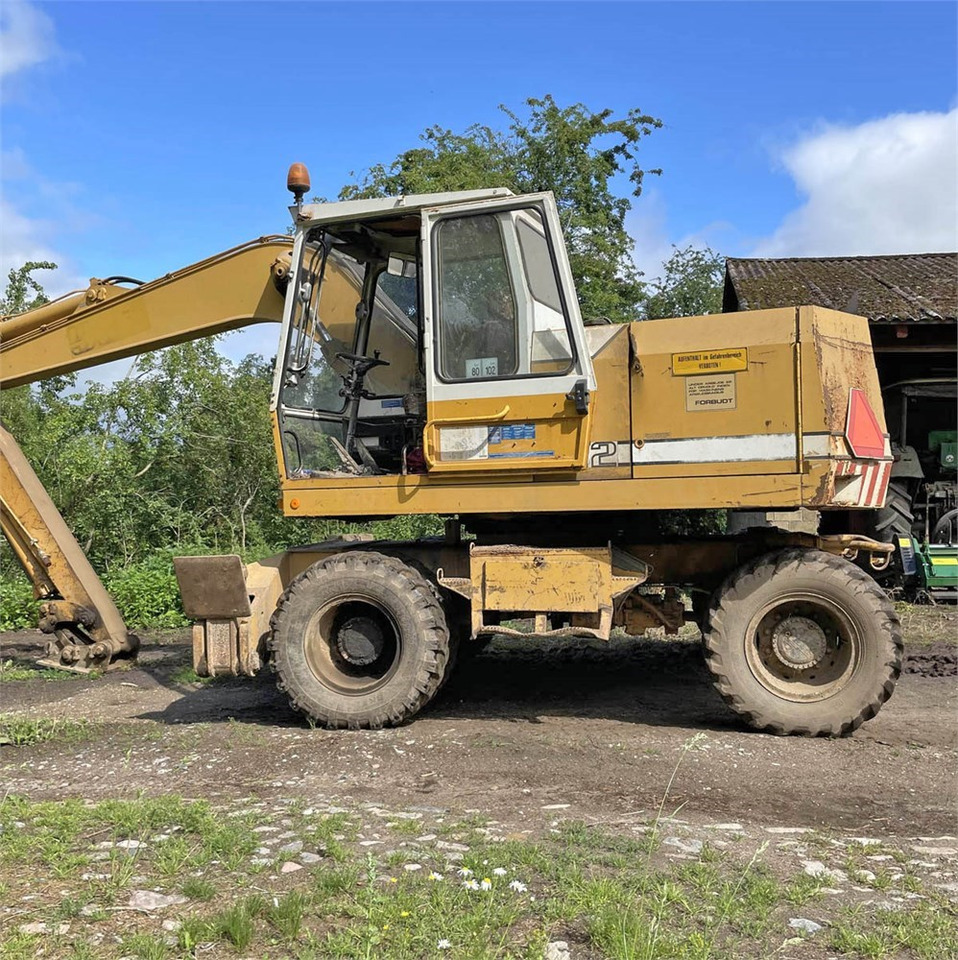 Liebherr A 902 - Pelle sur pneus: photos 5 Liebherr A 902 - Pelle sur pneus: photos 5