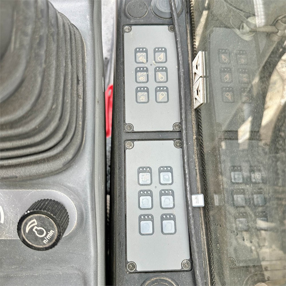 Mini pelle Liebherr R914 Compact Litronic: photos 17