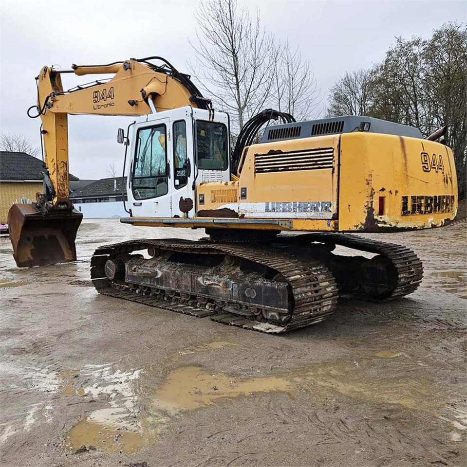 Liebherr R944B HD-SL Litronic - Pelle sur chenille: photos 2 Liebherr R944B HD-SL Litronic - Pelle sur chenille: photos 2