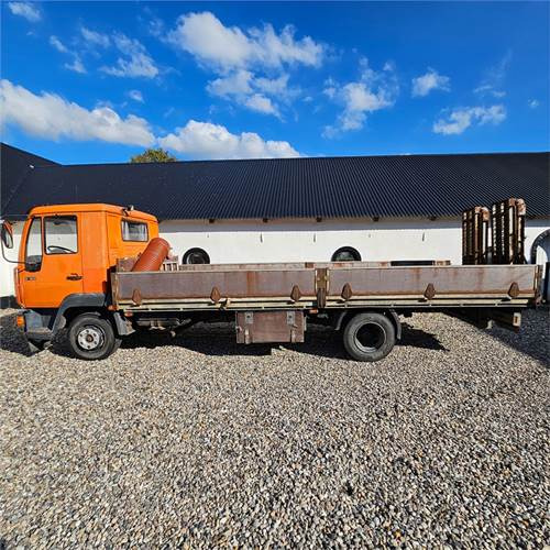 MAN 8 163 lc - Camion plateau: photos 5 MAN 8 163 lc - Camion plateau: photos 5