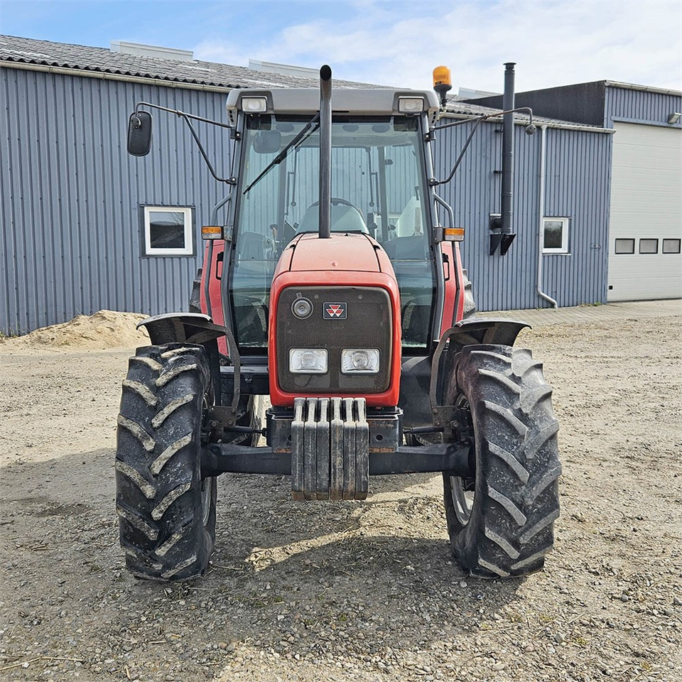 Massey Ferguson 4245 - Tracteur agricole: photos 2 Massey Ferguson 4245 - Tracteur agricole: photos 2