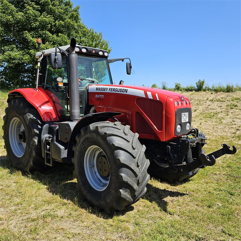 Massey Ferguson MF 8470 Dyna VT - Tracteur agricole: photos 3 Massey Ferguson MF 8470 Dyna VT - Tracteur agricole: photos 3