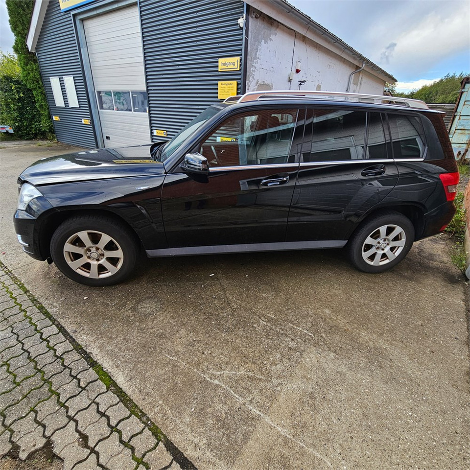 Mercedes GLK 220 CDI 4m Be - Voiture: photos 2 Mercedes GLK 220 CDI 4m Be - Voiture: photos 2