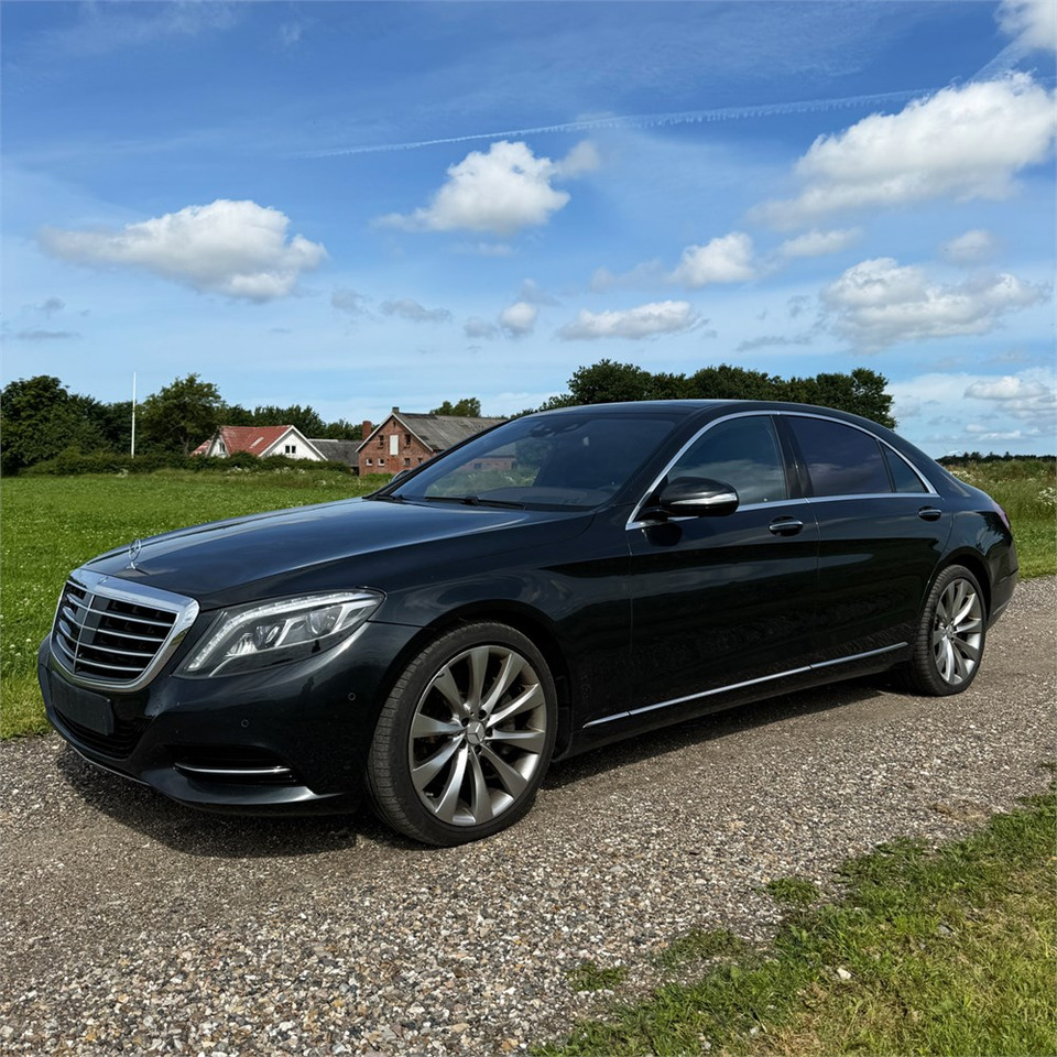 Mercedes S 500 4matic 4,6 - Voiture: photos 1 Mercedes S 500 4matic 4,6 - Voiture: photos 1