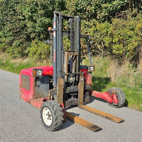 Moffett M4 25.3 - Chariot embarqué: photos 2 Moffett M4 25.3 - Chariot embarqué: photos 2