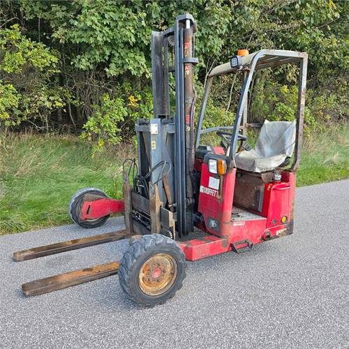 Moffett M4 25.3 - Chariot embarqué: photos 1 Moffett M4 25.3 - Chariot embarqué: photos 1