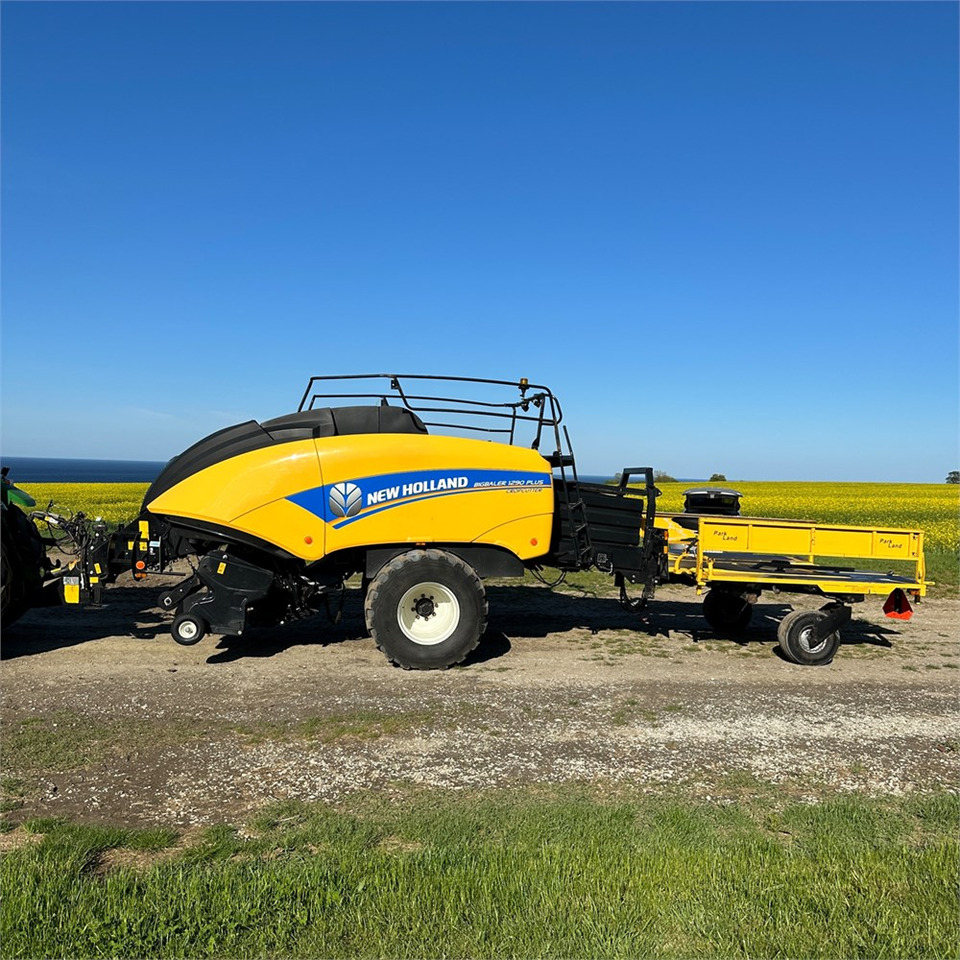 New Holland Bigbaler 1290 Plus - Matériel de fenaison: photos 2 New Holland Bigbaler 1290 Plus - Matériel de fenaison: photos 2