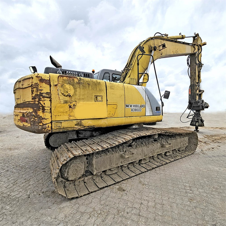 New Holland E265 - Pelle sur chenille: photos 3 New Holland E265 - Pelle sur chenille: photos 3