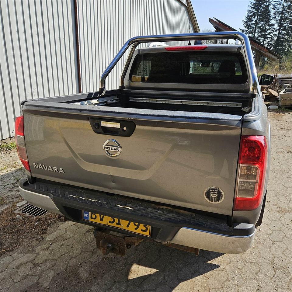 Nissan Navara - Pick-up: photos 4 Nissan Navara - Pick-up: photos 4