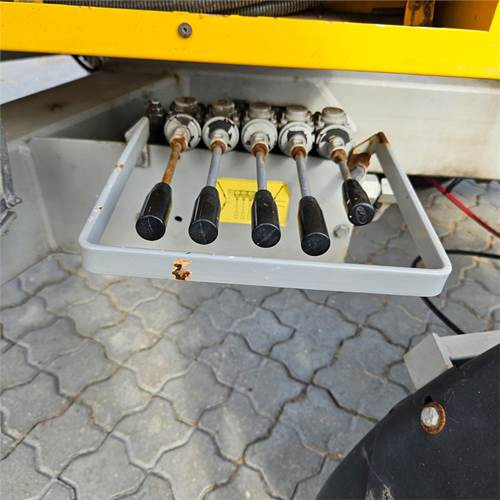 Crédit-bail de Omme 1550 EXB Omme 1550 EXB: photos 14 Crédit-bail de Omme 1550 EXB Omme 1550 EXB: photos 14