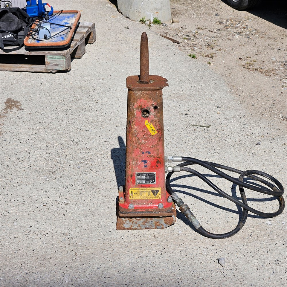 Rotair OLS 50 - Marteau hydraulique: photos 2 Rotair OLS 50 - Marteau hydraulique: photos 2