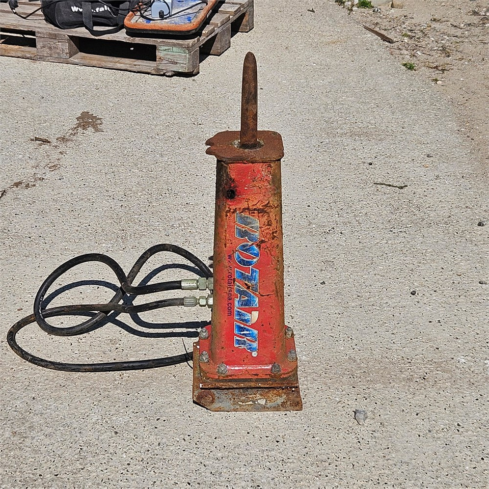 Rotair OLS 50 - Marteau hydraulique: photos 4 Rotair OLS 50 - Marteau hydraulique: photos 4