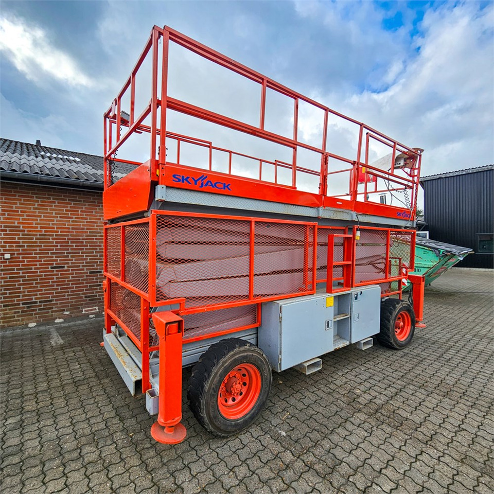 Skyjack SJ9250 - Nacelle ciseaux: photos 3 Skyjack SJ9250 - Nacelle ciseaux: photos 3