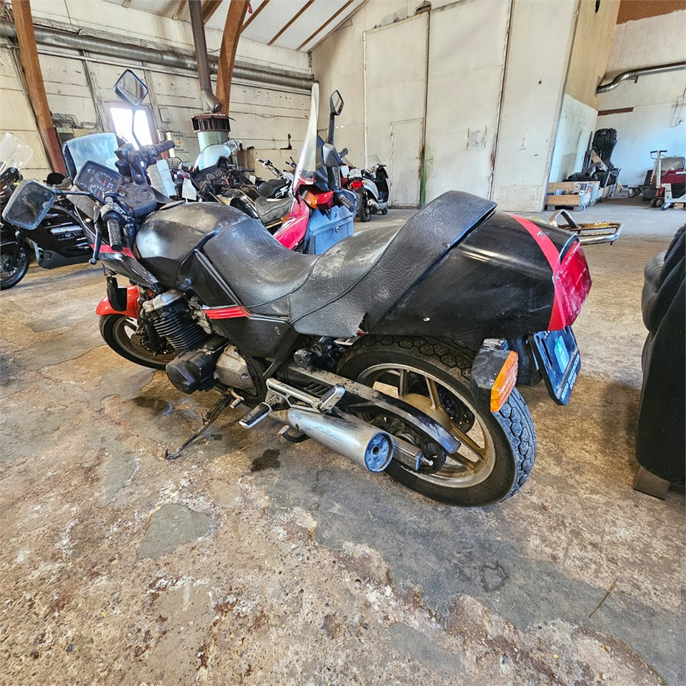 Suzuki GR72A - Motocyclette: photos 4 Suzuki GR72A - Motocyclette: photos 4