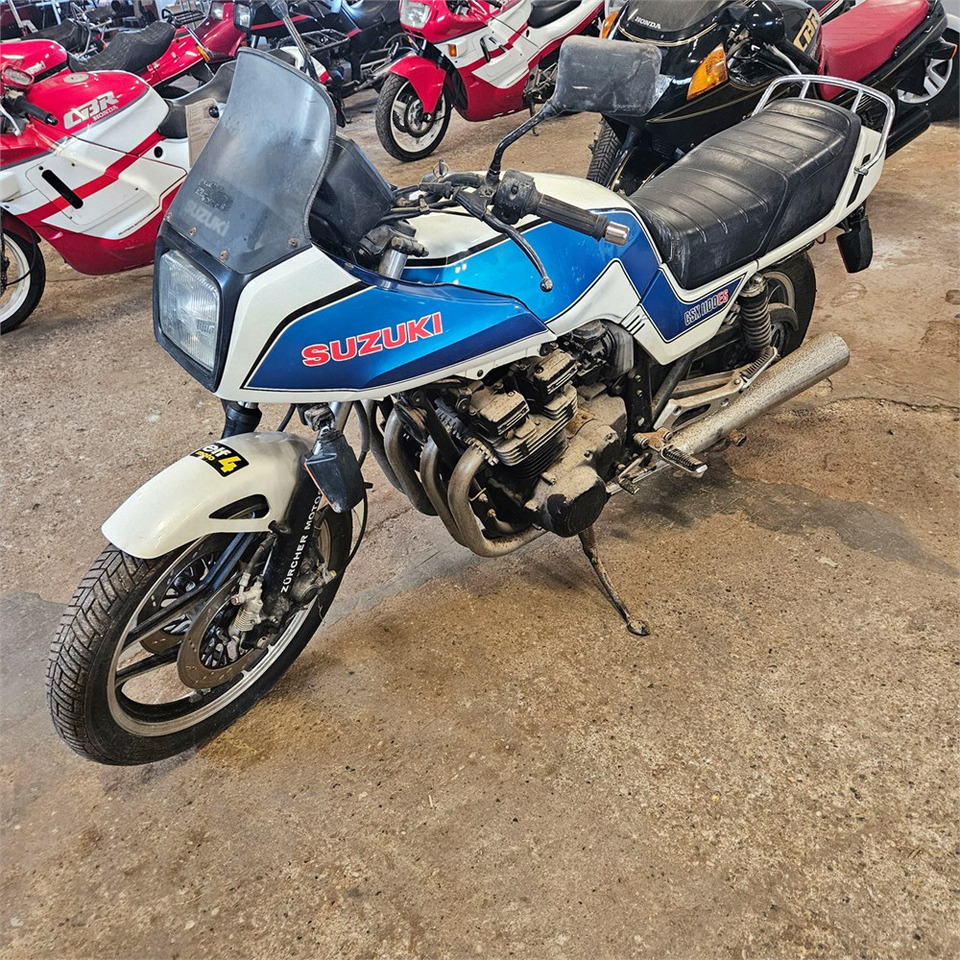 Suzuki GSX 1100 ES - Motocyclette: photos 3 Suzuki GSX 1100 ES - Motocyclette: photos 3